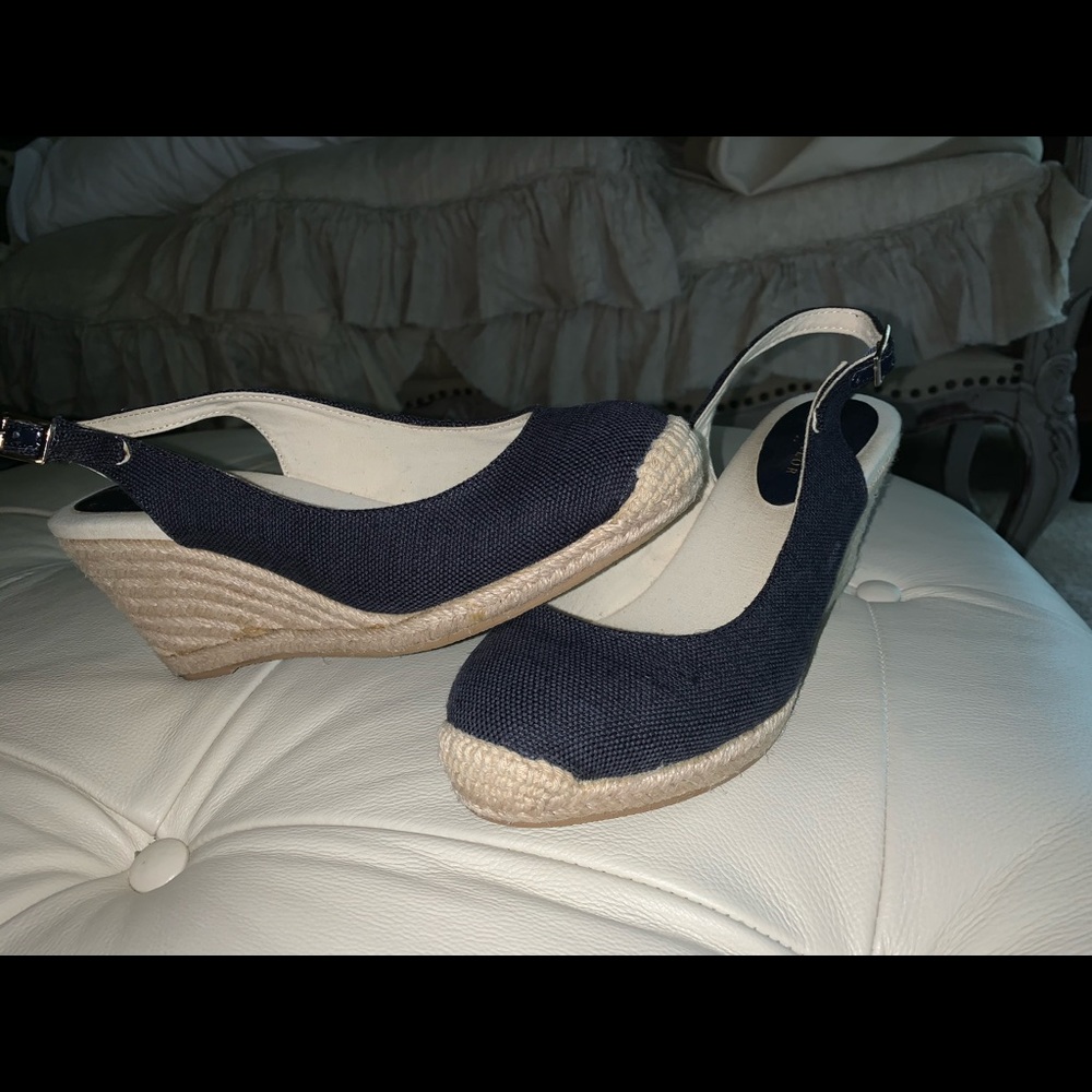Ann Taylor Denim wedge wms 7.5 EUC